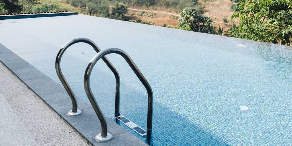 Como evitar filtraciones en tu piscina